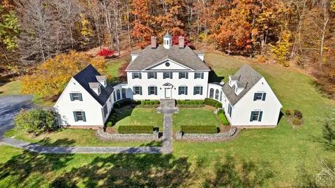 129 Harrington Dr, Austerlitz, NY 12017