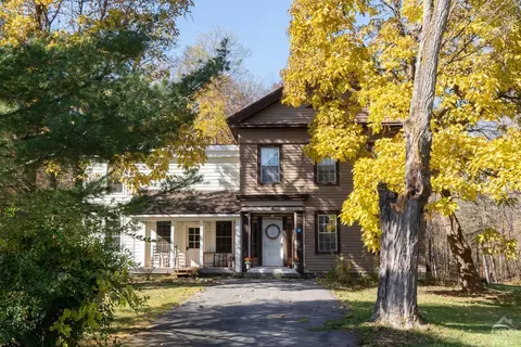 17 Murray Rd, Preston Hollow, NY 12469