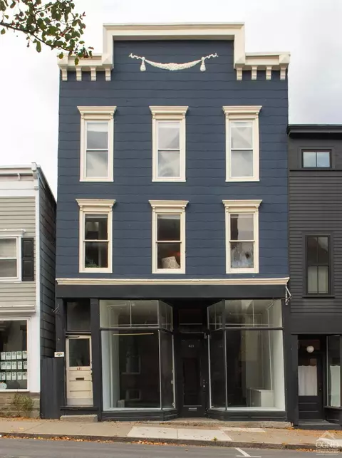 421 Warren St, Hudson, NY 12534