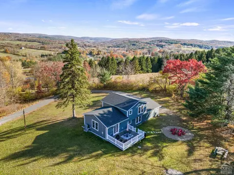 176 Hogle Hill Rd, Ghent, NY 12075