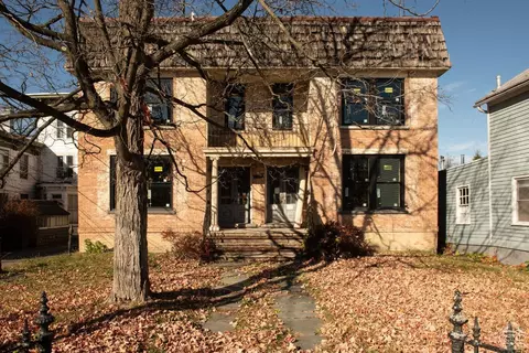 72 74 Green St, Hudson, NY 12534