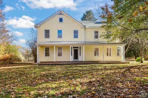 166 Moores Rd, Germantown, NY 12526