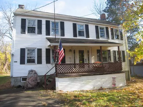 7 Philo Rd, Stockport, NY 12050