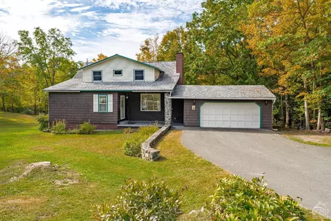 42 Frisbee St, East Chatham, NY 12060