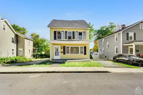 39 Grand, Marlboro, NY 12542