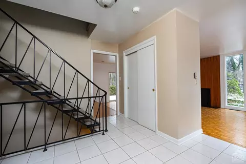 28 Devon Rd, Bethlehem, NY 12054 photo 4