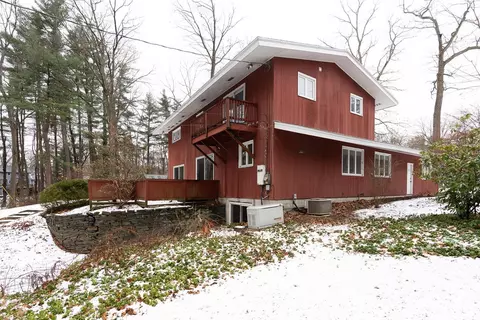 28 Devon Rd, Bethlehem, NY 12054 photo 46