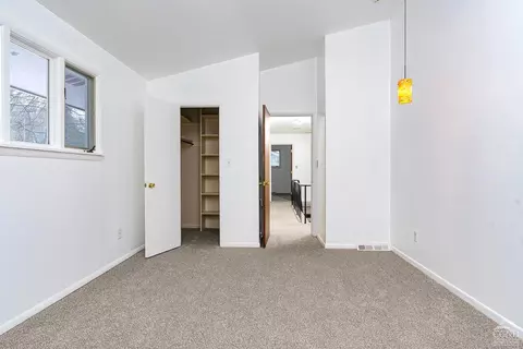 28 Devon Rd, Bethlehem, NY 12054 photo 34