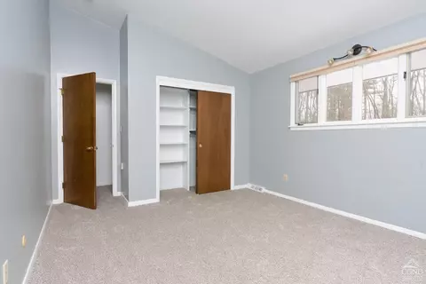 28 Devon Rd, Bethlehem, NY 12054 photo 36
