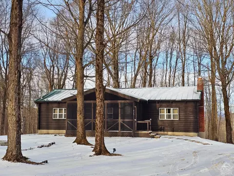 Undisclosed, Austerlitz, NY