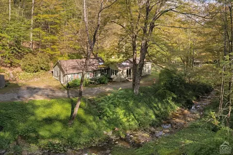 24 Skunks Misery Rd, Millerton, NY 12546