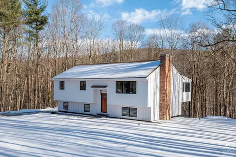 89 Fire Hill Rd, Spencertown, NY 12165