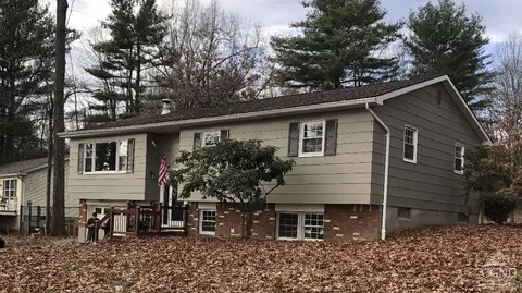 153 W Shore Dr, Valatie, NY 12184