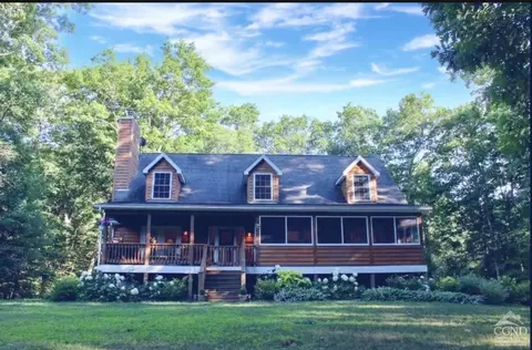 357 Maple Grove Rd, Catskill, NY 12414