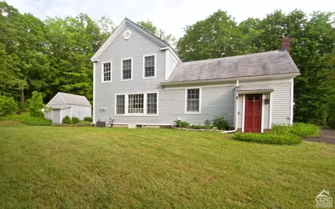 270 County 17, Chatham, NY 12037
