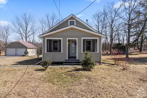 137 Stottville Rd, Hudson, NY 12534