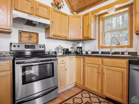 Kitchen - 73 Cross Rd, Windham, NY 12496 photo 2 of 4