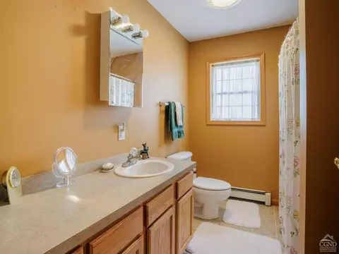 Bath - 73 Cross Rd, Windham, NY 12496 photo 1 of 3