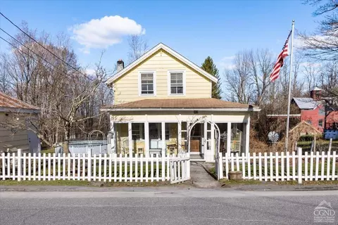 40 Mansard Rd, Durham, NY 12422