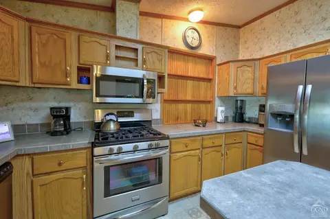 Kitchen - 368 Route 145, Cairo, NY 12413 photo 6 of 6