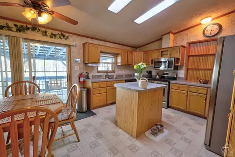 Kitchen - 368 Route 145, Cairo, NY 12413 photo 1 of 6