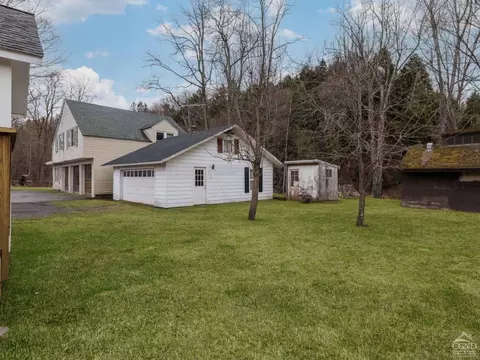 Exterior - 25 Vets Rd, Windham, NY 12496 photo 12 of 20