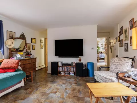 Living - 25 Vets Rd, Windham, NY 12496 photo 4 of 7