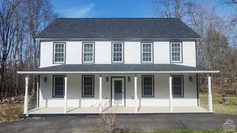 422 Woodard Rd, East Durham, NY 12423