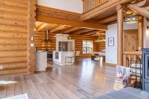 Entry Way - 102 Thunderbird Ter, Windham, NY 12496 photo 1 of 10