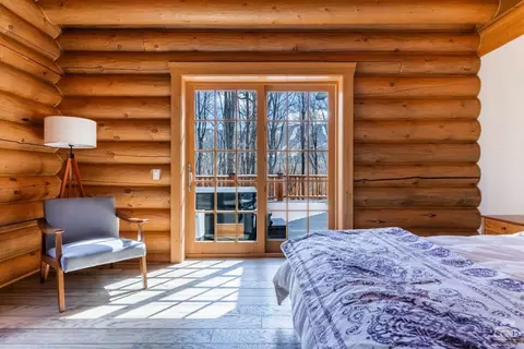 Bedroom - 102 Thunderbird Ter, Windham, NY 12496 photo 4 of 11