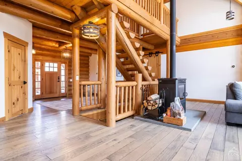 Entry Way - 102 Thunderbird Ter, Windham, NY 12496 photo 8 of 10