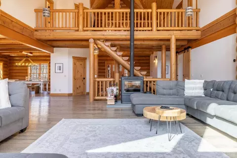 Living - 102 Thunderbird Ter, Windham, NY 12496 photo 9 of 11