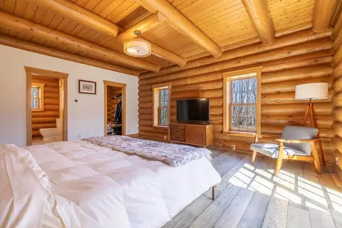 Bedroom - 102 Thunderbird Ter, Windham, NY 12496 photo 5 of 11