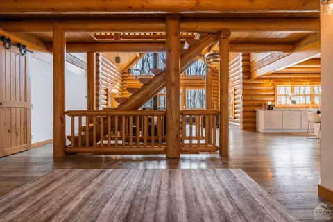 Entry Way - 102 Thunderbird Ter, Windham, NY 12496 photo 6 of 10