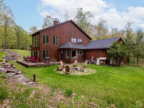 Exterior - 429 Mill St, Windham, NY 12496 photo 4 of 9