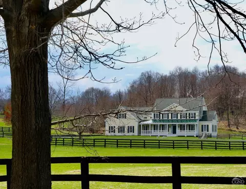 524 County Route 17, North Chatham, NY 12132