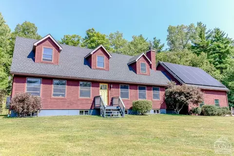 44 Spring Hill Ln, Ghent, NY 12075