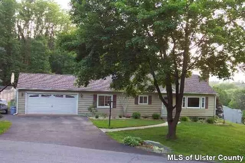 2 Legion Rd, Poughkeepsie, NY 12601 photo 1