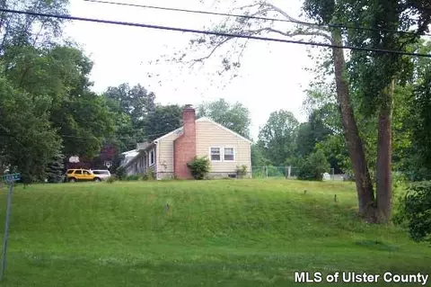 2 Legion Rd, Poughkeepsie, NY 12601 photo 5