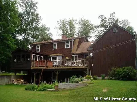 102 Low Rd, Wallkill, NY 12589 photo 1