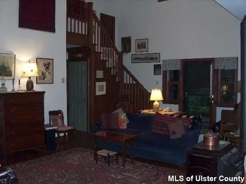 462 Decker Rd, Wallkill, NY 12589 photo 3