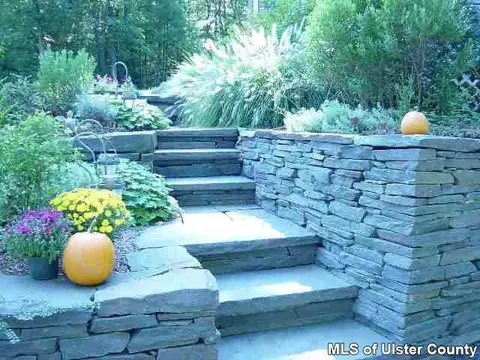 100 Ruby Rd, Kingston, NY 12401 photo 2