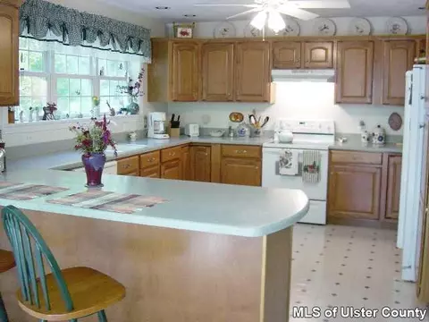 100 Ruby Rd, Kingston, NY 12401 photo 1