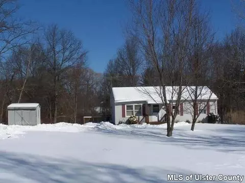 32 Bates Ln, Wallkill, NY 12589 photo 1