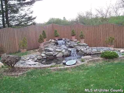 2 Apple Ln, Wallkill, NY 12589 photo 1