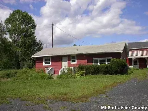 179 Strawridge Rd, Wallkill, NY 12589 photo 1