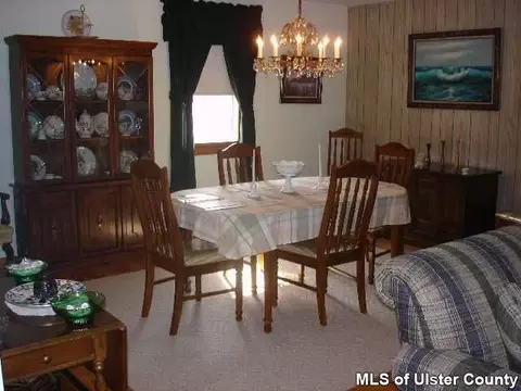 48 Amsterdam Ave, Kingston, NY 12401 photo 2