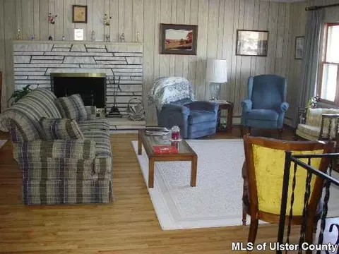 48 Amsterdam Ave, Kingston, NY 12401 photo 3