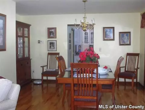 22 Knoth Rd, Wallkill, NY 12589 photo 4