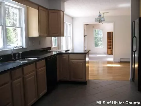 60 Laurel Holw, Kerhonkson, NY 12446 photo 4